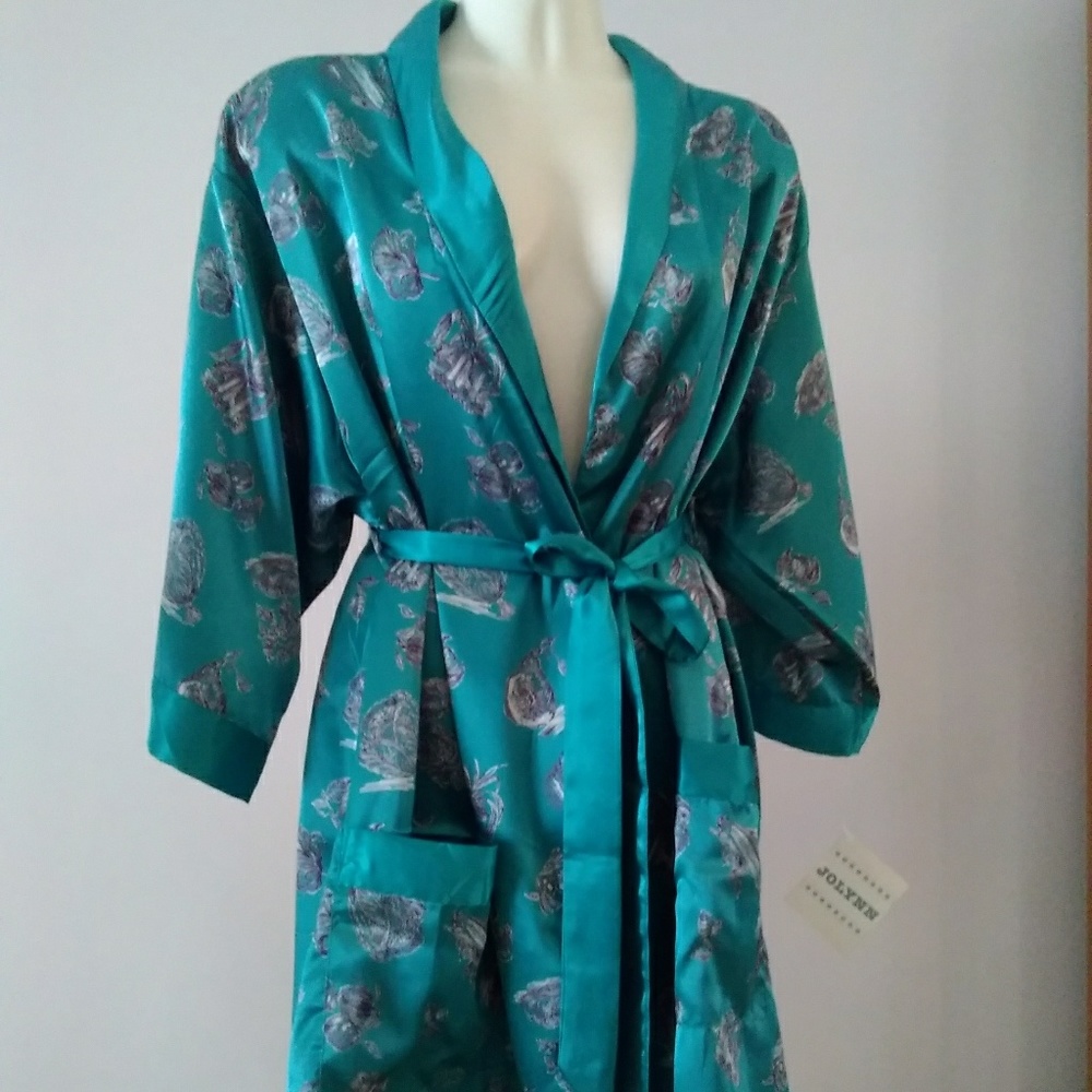 Jolynn green print robe